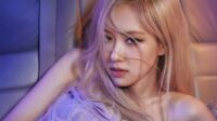 Rosé BLACKPINK rela melakukan bleaching tiap dua minggu demi profesionalitas Rosé Blackpink Rela Melakukan Bleaching Tiap Dua Minggu Demi Profesionalitas