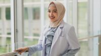 Suami Maissy Pramaishella dituduh gunakan posisi dokter spesialis untuk dekati mahasiswi koas Suami Maissy Pramaishella Dituduh Gunakan Posisi Dokter Spesialis Untuk Dekati Mahasiswi Koas