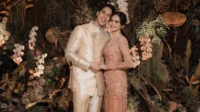 Foto Undangan Pernikahan El Rumi dan Syifa Hadju Beredar, Tercantum Tanggal 26 April Foto Undangan Pernikahan El Rumi Dan Syifa Hadju Beredar, Tercantum Tanggal 26 April