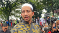 Habib Jafar Naik Motor Demi Hadir di Peringatan 40 Hari Wafat Vidi Aldiano Habib Jafar Naik Motor Demi Hadir Di Peringatan 40 Hari Wafat Vidi Aldiano