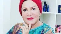 Mpok Atiek Ceritakan Mimpi Mengerikan Lihat Jenazah Sendiri Dimandikan dan Dikafani Mpok Atiek Ceritakan Mimpi Mengerikan Lihat Jenazah Sendiri Dimandikan Dan Dikafani