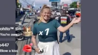 Pinkan Mambo Raup Rp26 Juta Sekali Live TikTok di Pinggir Jalan Sepatan Pinkan Mambo Raup Rp26 Juta Sekali Live Tiktok Di Pinggir Jalan Sepatan