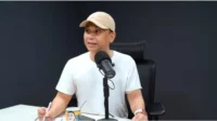 Raditya Dika Adopsi Gaya Mendiang Roger Ebert, Catat Film Langsung di Dalam Bioskop Raditya Dika Adopsi Gaya Mendiang Roger Ebert, Catat Film Langsung Di Dalam Bioskop