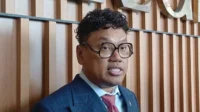 Uya Kuya Klarifikasi Hoaks 750 Dapur MBG di DPR RI, Buka Sayembara Lacak Pelaku Uya Kuya Klarifikasi Hoaks 750 Dapur Mbg Di Dpr Ri, Buka Sayembara Lacak Pelaku