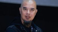 Ahmad Dhani Tuding Oknum TV dan Buzzer Bayaran Bekukan Akun Instagramnya Usai Singgung Perselingkuhan Ahmad Dhani Tuding Oknum Tv Dan Buzzer Bayaran Bekukan Akun Instagramnya Usai Singgung Perselingkuhan