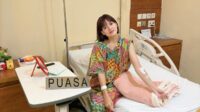 Chika Jessica Usai Operasi. Tegar di Depan Kamera, Diam Soal Kondisinya Chika Jessica Usai Operasi