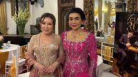 Club 300 Digelar di Kediaman Rahmawati, Deby Vinski Ungkap Inspirasi Hidup 300 Tahun Club 300 Digelar Di Kediaman Rahmawati, Deby Vinski Ungkap Inspirasi Hidup 300 Tahun