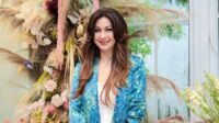 Diana Pungky Akui Tak Punya Medsos demi Jaga Privasi, Ini Rahasia Awet Mudanya di Usia 52 Diana Pungky Akui Tak Punya Medsos Demi Jaga Privasi, Ini Rahasia Awet Mudanya Di Usia 52