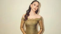 Kebaya Hijau Alyssa Daguise Bikin Salfok, Gayanya di Pernikahan Sahabat Tuai Pujian Kebaya Hijau Alyssa Daguise Bikin Salfok, Gayanya Di Pernikahan Sahabat Tuai Pujian