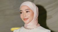 Nikita Willy Hampir Menunda Hijab, Hingga Permintaan Issa Mengubah Segalanya Nikita Willy Hampir Menunda Hijab, Hingga Permintaan Issa Mengubah Segalanya
