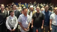 Jusuf Kalla Terharu Usai Ikut Nobar Film Tanah Runtuh, Ingatkan Pentingnya Damai Jusuf Kalla Terharu Usai Ikut Nobar Film Tanah Runtuh, Ingatkan Pentingnya Damai