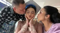 Krisdayanti Ungkap Doa Menyentuh saat momen Kelulusan Amora Lemos Krisdayanti Ungkap Doa Menyentuh Saat Momen Kelulusan Amora Lemos