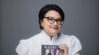 Melalui Katri, sejarah resmi didekonstruksi lewat sudut pandang kemanusiaan seorang perempuan. Melalui Katri, Sejarah Resmi Didekonstruksi Lewat Sudut Pandang Kemanusiaan Seorang Perempuan