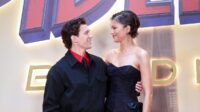 Zendaya Cerita Soal Kencan Pertama, Reaksi Tom Holland Langsung Mencuri Perhatian Zendaya Cerita Soal Kencan Pertama, Reaksi Tom Holland Langsung Mencuri Perhatian